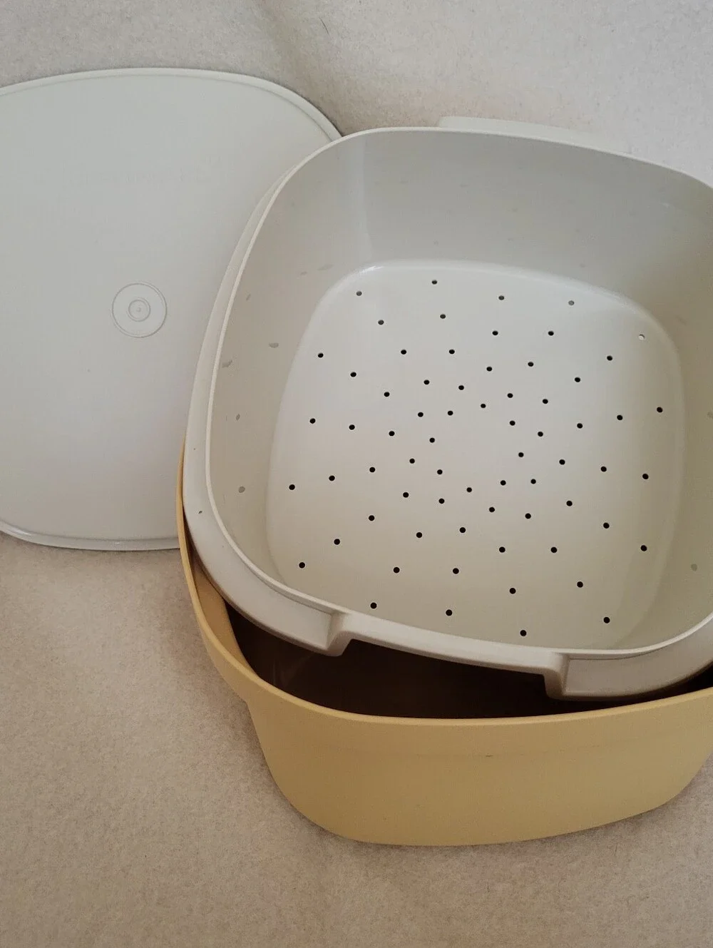 Vintage Tupperware Steam N Store Harvest Gold Bowl Lid Strainer 3 Piece Set